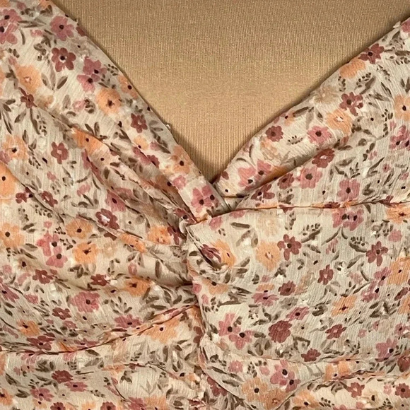 NWT LUSH Apricot Floral Ruched Mini Dress - Picture 6 of 9